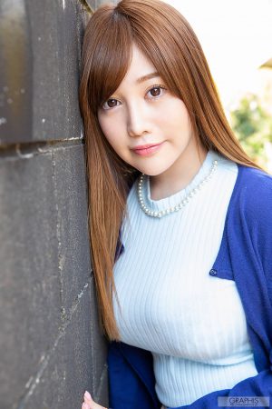 Mia Masuzaka 益坂美亜